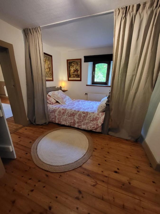 L'Aubergesves Eksteriør billede